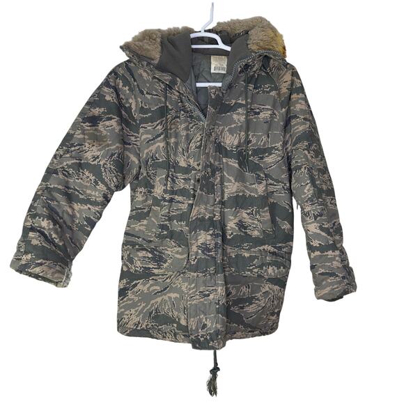 Dakota Outerwear USAF ABU N3B Parka Jacket Men Medium Camo Fur Hood Split FLAWED